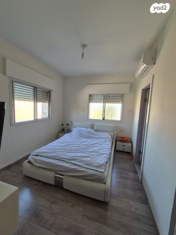 דו משפחתי, רמת ישי