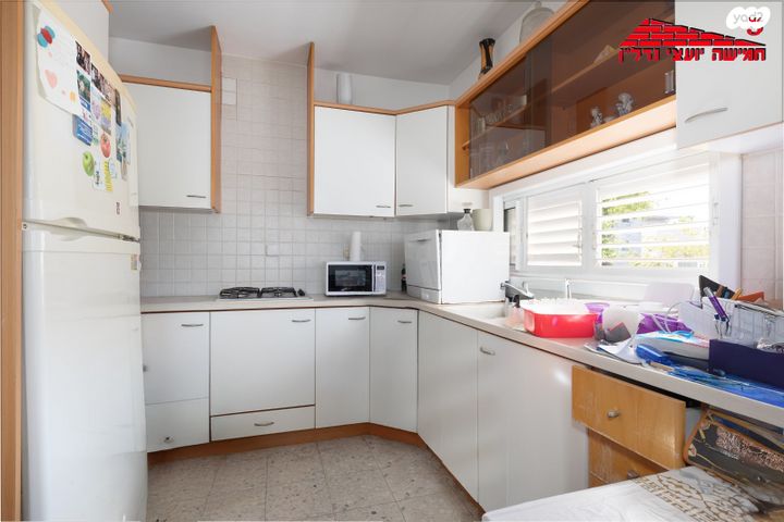 דירה, עולי הגרדום, רמז, מערב ותיק, ראשון לציון