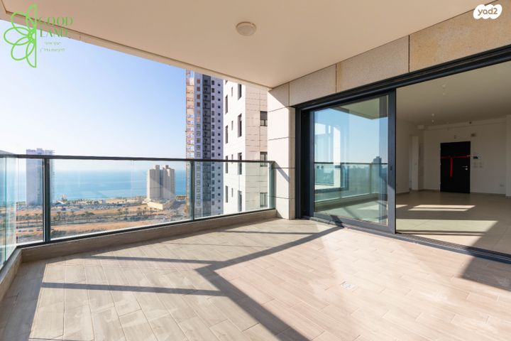 דירה, אמנון ליפקין שחק, נתניה