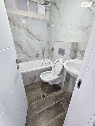 יחידת דיור, האתרוג, גבעת זאב