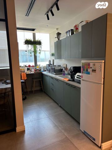 משרדים, שדרות הרכס, מודיעין מכבים רעות