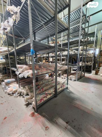 חנויות/ שטח מסחרי