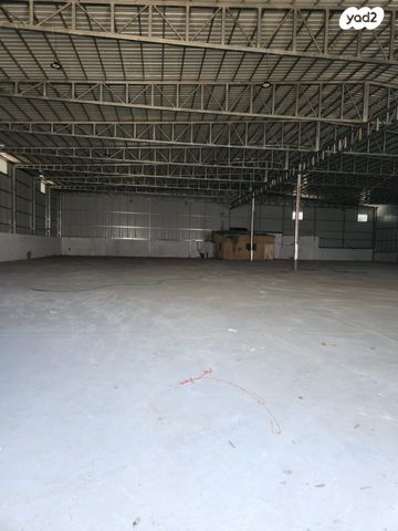 מחסנים, שדי חמד