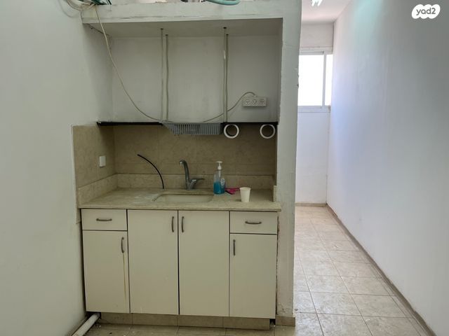 מבני תעשיה, אזור תעשייה רכטמן, רחובות