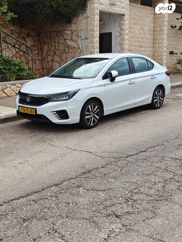 סיטי Lounge אוט׳ 1.5 (121 כ״ס)