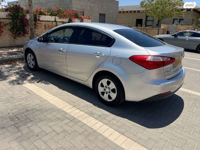 מודעת רכב קיה פורטה 