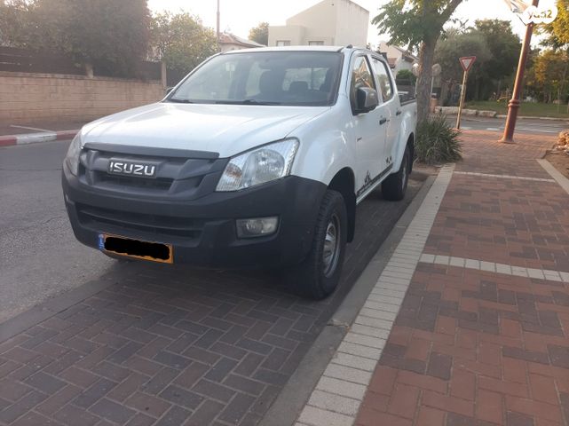 מודעת רכב איסוזו די-מקס