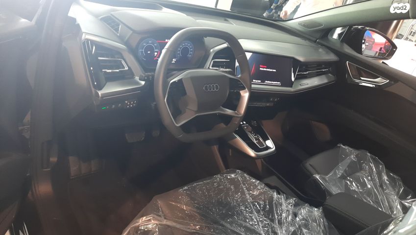 אאודי Q4 e-tron