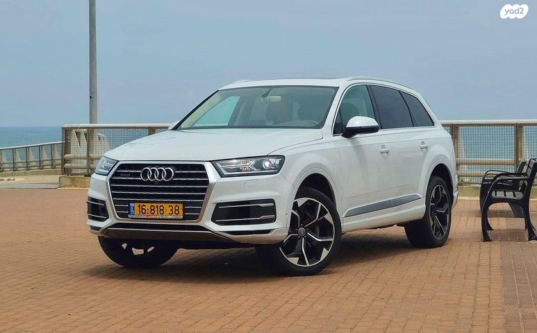 מודעת רכב אאודי Q7