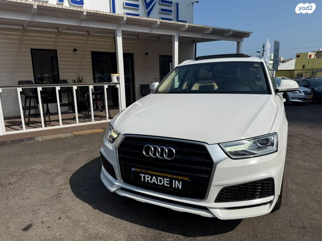 מודעת רכב אאודי Q3 1
