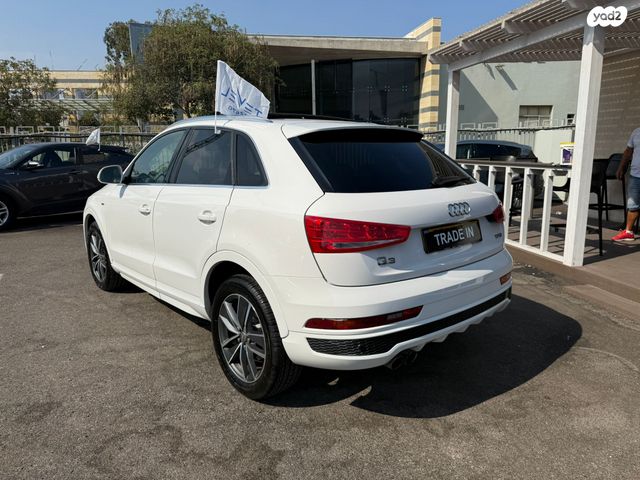 מודעת רכב אאודי Q3 2