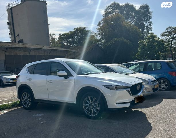 מודעת רכב מאזדה CX-5