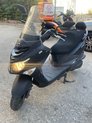 מודעת רכב סאן יאנג ג'וי רייד 125