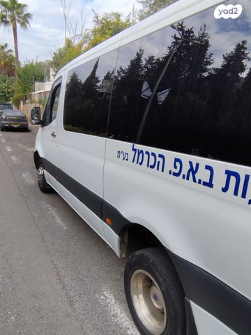 מודעת רכב אוטובוסים