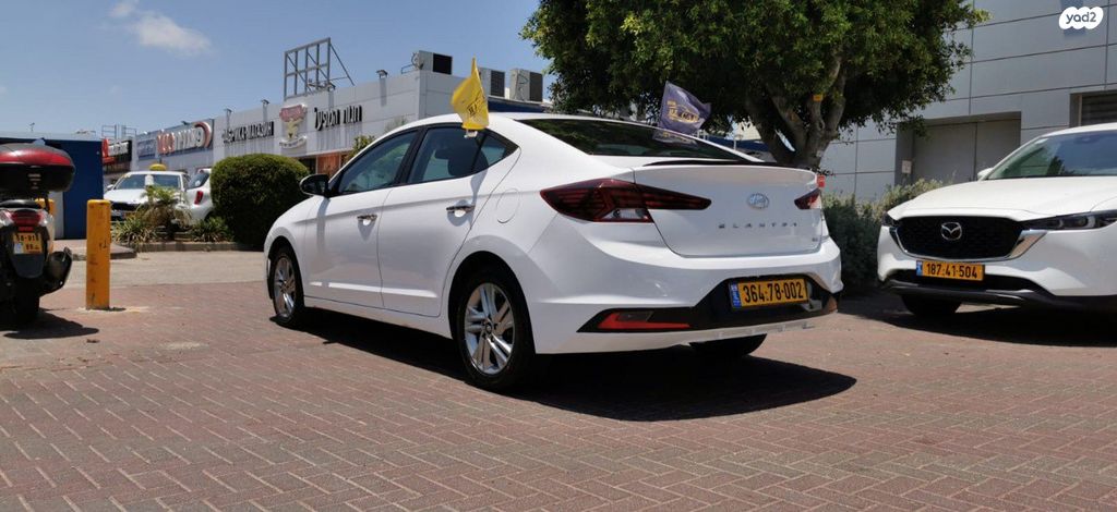 יונדאי אלנטרה