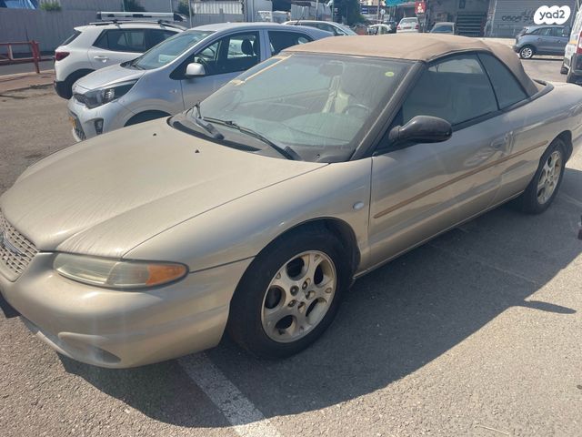 מודעת רכב קרייזלר סברינג