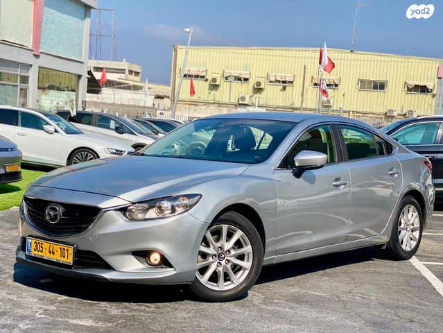 מודעת רכב מאזדה 6