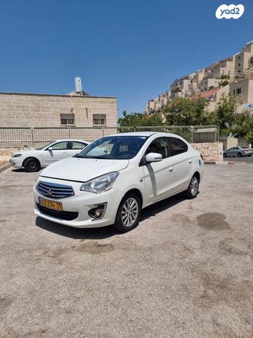 מיצובישי אטראז'