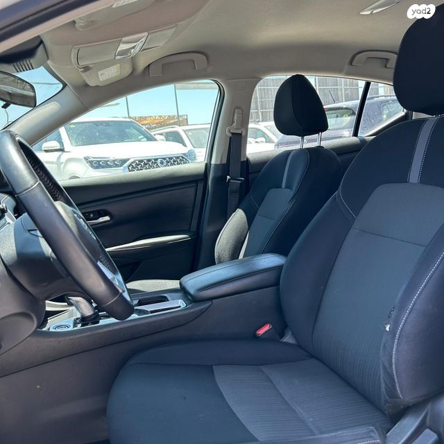 ניסאן סנטרה