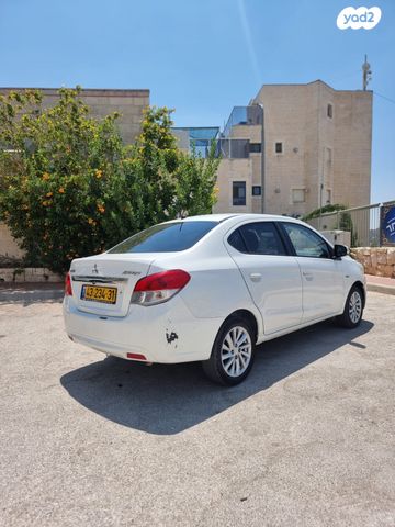 מודעת רכב מיצובישי אטראז'