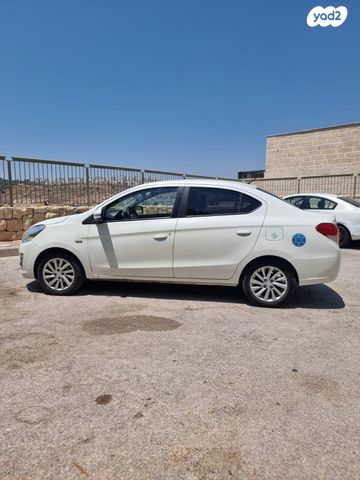 מיצובישי אטראז'