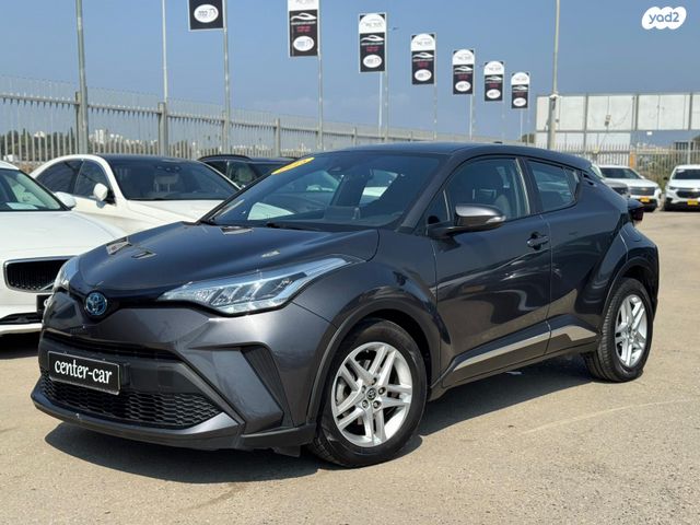 מודעת רכב טויוטה C-HR