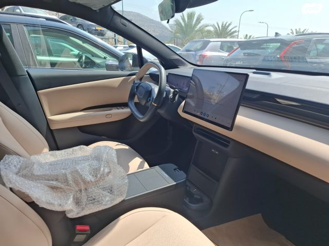 לינק אנד קו 02