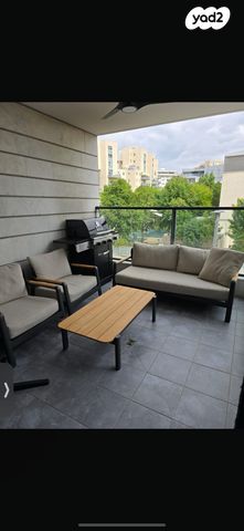 דירה, שדרות בן גוריון 5, פסגות אפק, ראש העין