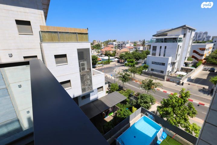 דירה, יעקב בן סירא 11, הרקפות, ראשון לציון