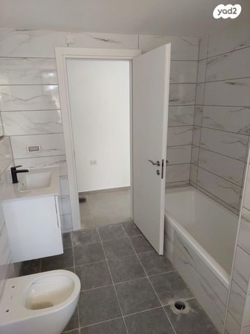 דירה, יעקב טהון 13, קרית היובל, ירושלים