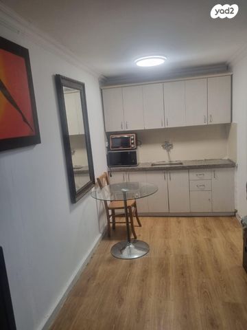 לה גווארדיה 27