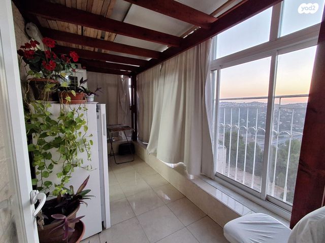 דירה, הר נוף, ירושלים