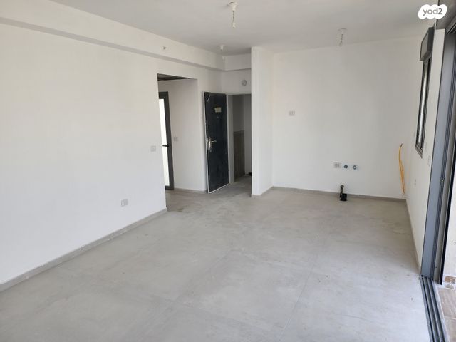 גג/ פנטהאוז, מרכז, קרית עבודה, חולון