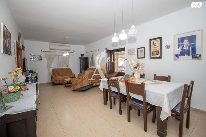 משק חקלאי/ נחלה, מלאה, מלאה