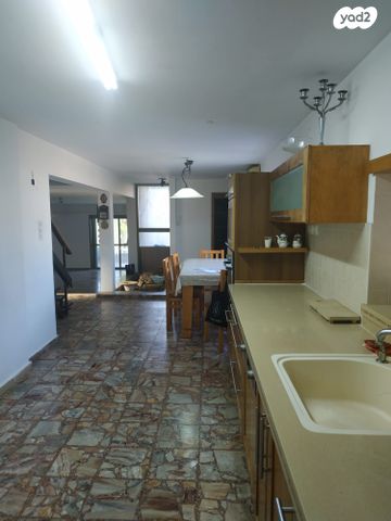 דו משפחתי, יפתח הגלעדי, ברנע, אשקלון