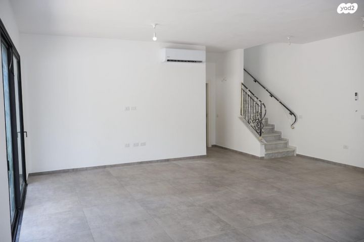 בית פרטי/ קוטג', פרדס חנה כרכור