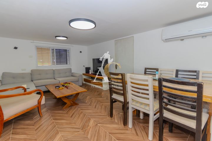 משק חקלאי/ נחלה, מלאה, מלאה