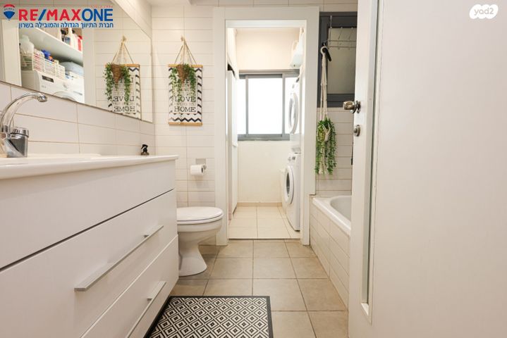 דירת גן, חסידה 6, כפר סבא הצעירה, כפר סבא