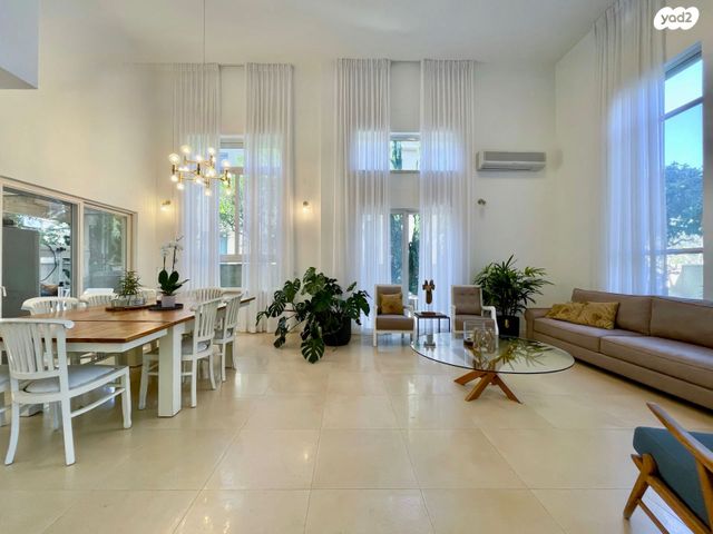 בית פרטי/ קוטג', חיים הזז, היובל, אור עקיבא