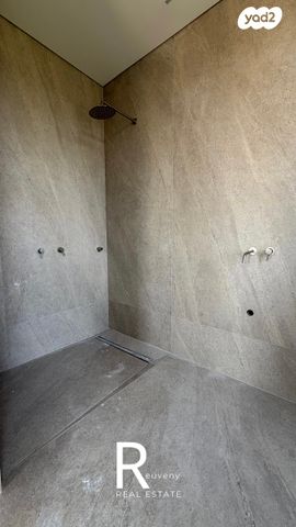 דירה, קרית יערים, רמת השרון