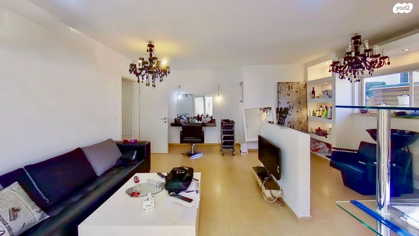 בית פרטי/ קוטג', חיים הזז, היובל, אור עקיבא