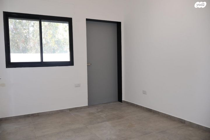 בית פרטי/ קוטג', פרדס חנה כרכור