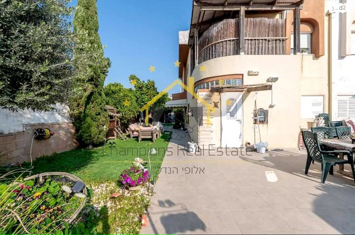 בית פרטי/ קוטג', נחל שורק, כפר יונה