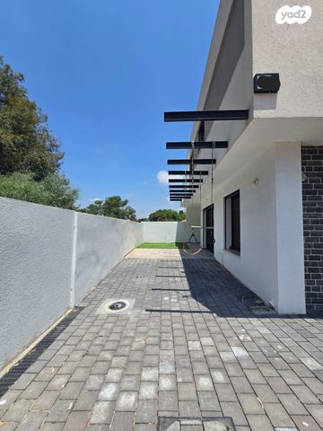 בית פרטי/ קוטג', פרדס חנה כרכור