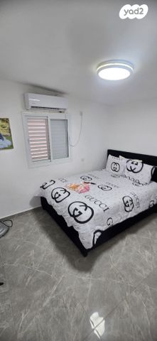 בית פרטי/ קוטג', ירמיהו 38, נאות יהודית ונווה ארזים, חולון