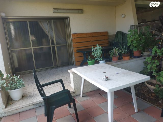 דו משפחתי, יפתח הגלעדי, ברנע, אשקלון