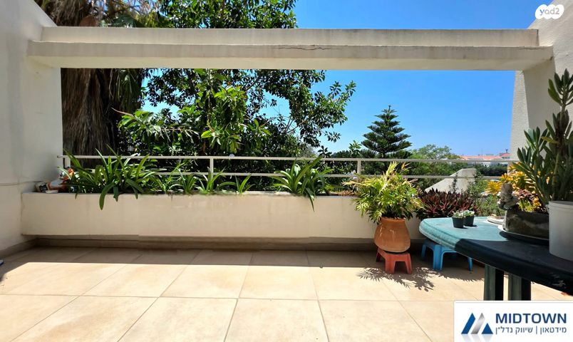 דירה, ד"ר משה סנה 15, סביוני הכפר, כפר סבא