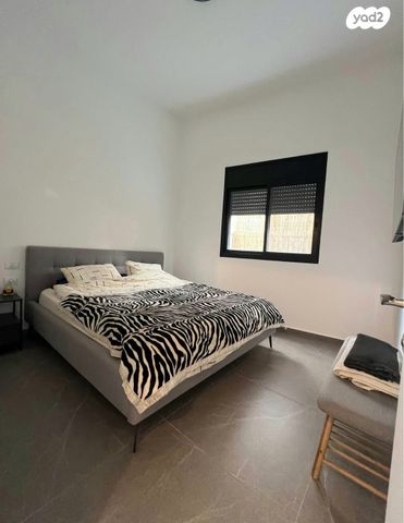 דירת גן, איתמר, חרוזים, רמת גן