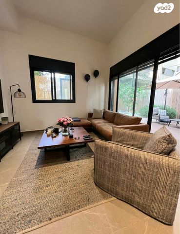 דירת גן, איתמר, חרוזים, רמת גן