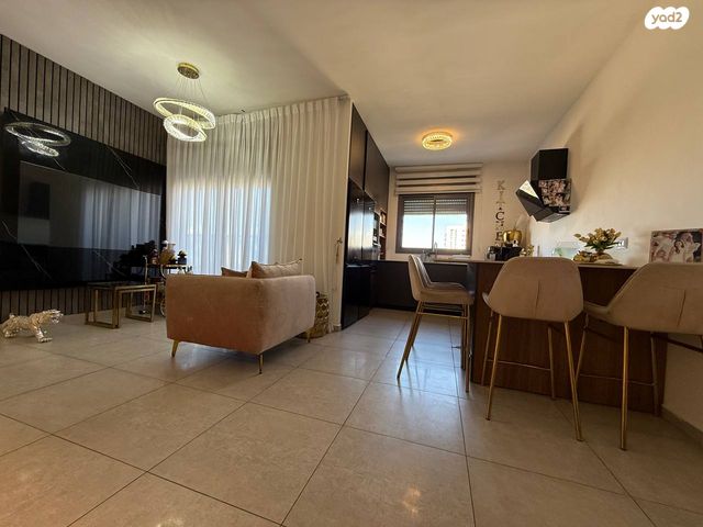 יוסף אהרונוביץ' 